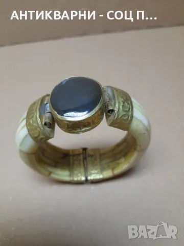 Стара Тибетцка Гривна От Слонова Кост., снимка 2 - Антикварни и старинни предмети - 48017993