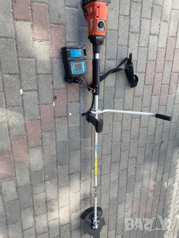 Професионален храсторез Makita, снимка 2 - Градинска техника - 51821856