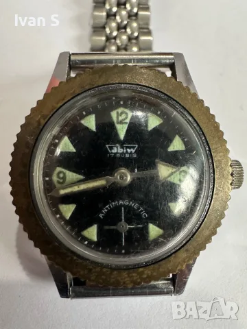 мъжки часовник за гмуркане (diver watch) на марката AbiW (надпис „AbiW / 17 Rubis“ на циферблата).