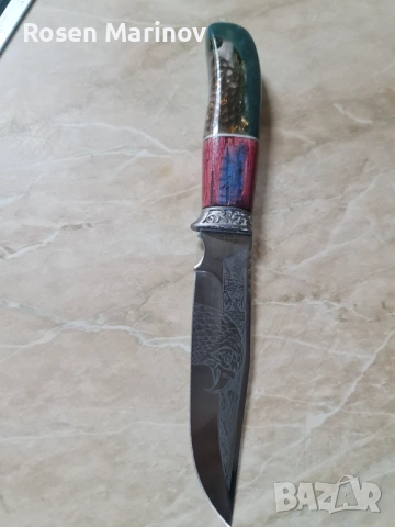 Изработен от високо качествена руска стомана 65×13 закален на 56/58 HRC  гравиран в нашата  работилн, снимка 2 - Ножове - 53174849