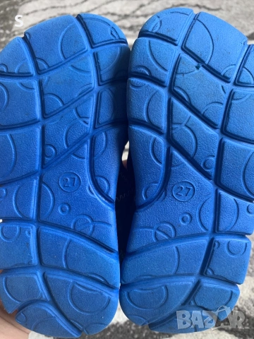 Сандали Champion 27 номер, снимка 4 - Детски сандали и чехли - 53946317