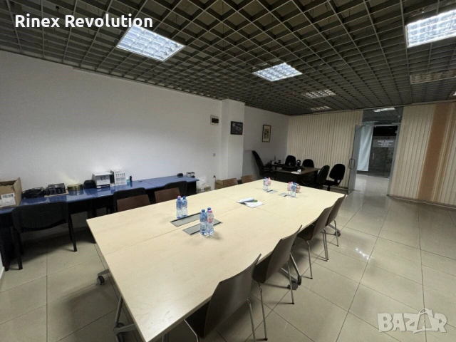 Офис помещение под наем в Центъра, снимка 2 - Офиси - 53891502