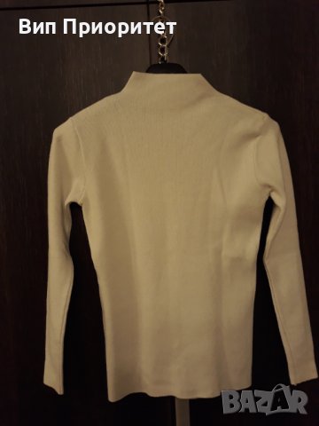 Бяла плетена блузка дълъг ръкав, по врата, по тялото е 1 съдържа еластан, с емитация на копчета , снимка 5 - Блузи с дълъг ръкав и пуловери - 37414762