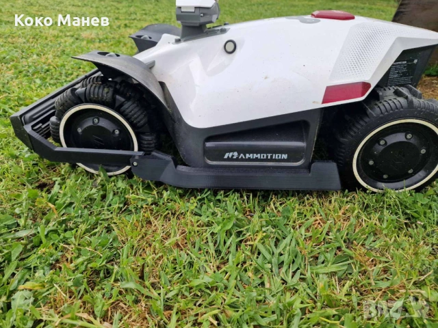 Страничен протектор за косачка робот Mammotion Luba 2 X