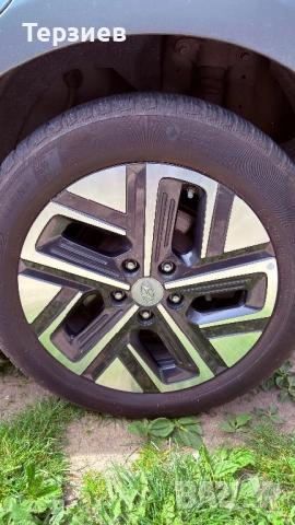 Хюндай Кона електрик оригинални джанти с гуми, снимка 3 - Гуми и джанти - 54180265