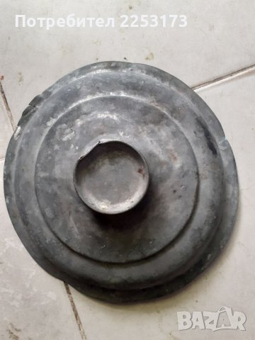 Стар меден капак за тенджера, снимка 1