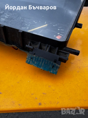 Скоростомер-километражно табло за VW Golf Mk1 & Jetta Mk1, снимка 6 - Части - 53925549