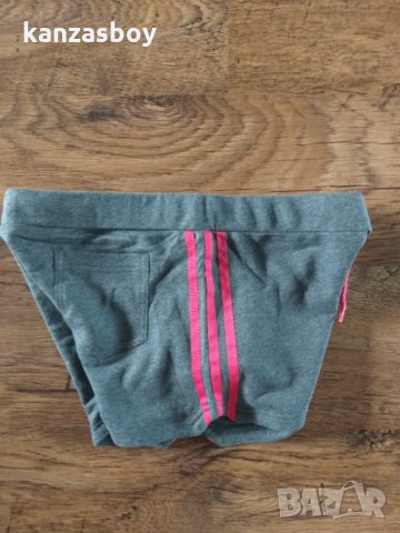 adidas - страхотни дамски панталонки, снимка 7 - Къси панталони и бермуди - 34198997