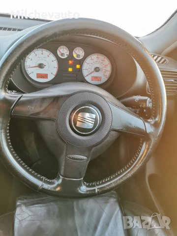 Сеат леон 1.8т фр на части / seat leon 1.8T fr na chasti , снимка 12 - Автомобили и джипове - 35327679