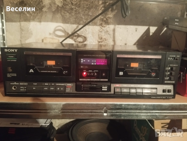 Дек Sony и Дек Kenwood. 