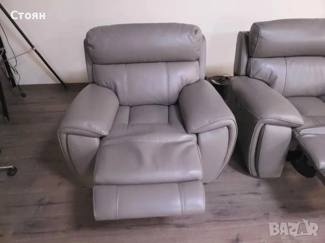 Бежови кожени фотьойли - 2 броя с електрически релакс механизъм, снимка 6 - Дивани и мека мебел - 51954932