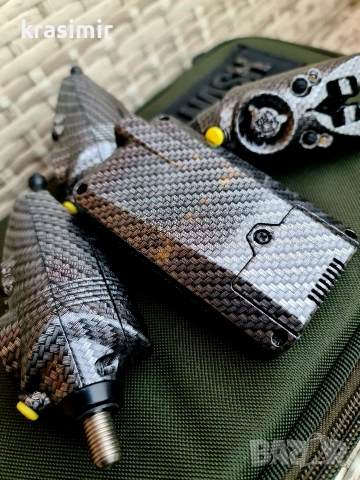 Сигнализатори Nash R3 3+1 къстъм, снимка 8 - Такъми - 51014832