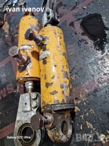 Бутилки Мотокар Хидравлика, снимка 2 - Индустриална техника - 42840032