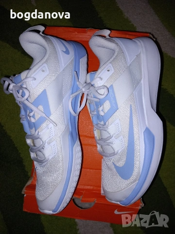 Нови оригинални маратонки Nike, 39 номер, снимка 7 - Маратонки - 53992742