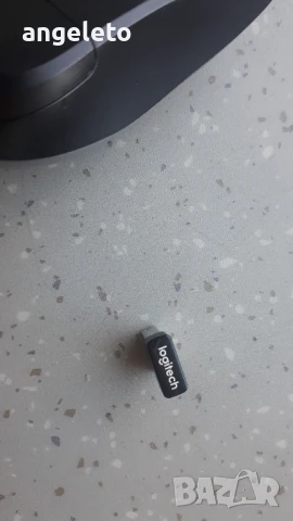 Мишка Logitech m185, снимка 3 - Клавиатури и мишки - 51091424