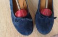 Обувки на лека платформа номер 38.5 велур, снимка 1 - Дамски ежедневни обувки - 36676521