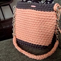 Дамски плетени чанти, ръчно изработени, модерна визия, снимка 9 - Чанти - 34899131