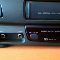 Видео рекордер VHS JVC HR-P125  с три скорости SP/LP/EP за части, снимка 2 - Плейъри, домашно кино, прожектори - 39588780