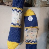 Ръчно плетени чорапи размер38, снимка 2 - Дамски чорапи - 39409808
