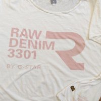 G-Star - страхотна дамска тениска, снимка 1 - Тениски - 29477304