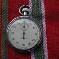 Хронометър секундомер часовник Агат, снимка 3 - Антикварни и старинни предмети - 31345632
