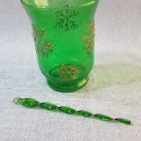 Фин съд от цветно стъкло за коктейли, снимка 1 - Антикварни и старинни предмети - 31887309