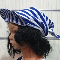 Нова детска кърпа за глава на синьо/бяло райе с козирка, до 8 години, снимка 3 - Шапки, шалове и ръкавици - 29976306