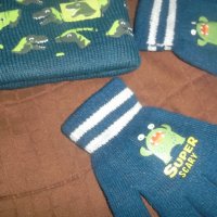 Нов комлект шапка и ръкавички, снимка 2 - Шапки, шалове и ръкавици - 39005682