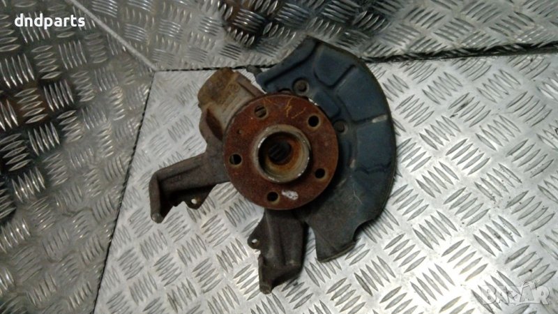 Преден ляв шенкел VW Golf 4 1.6i SR 2000г., снимка 1