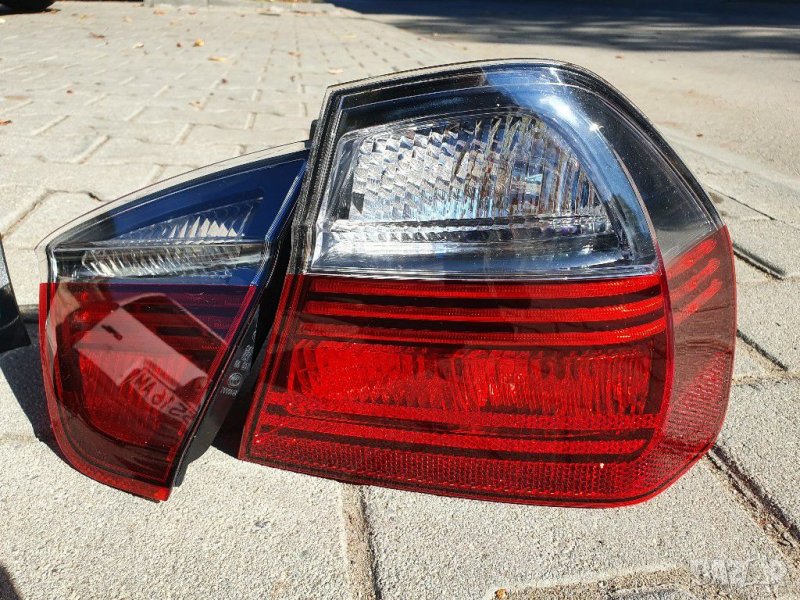 BMW E90 М-пакет десни стопове, снимка 1