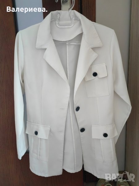 Бяло сако, снимка 1