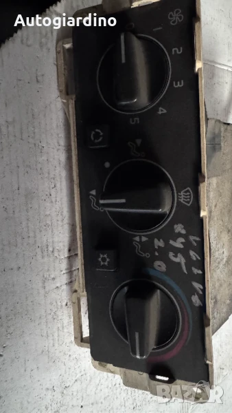 Климатичен блок / панел / табло зa Volvo 740 - W638B / 6848302, снимка 1