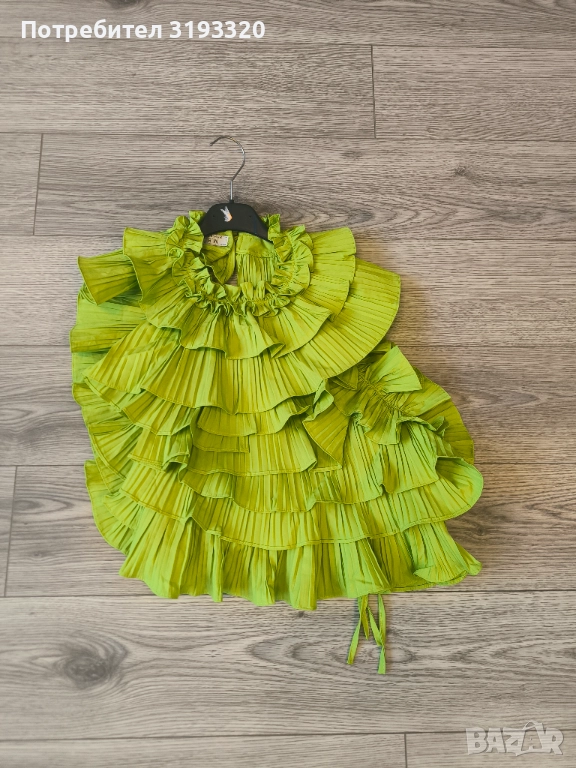 Уникален топ със отворен гръб , снимка 1