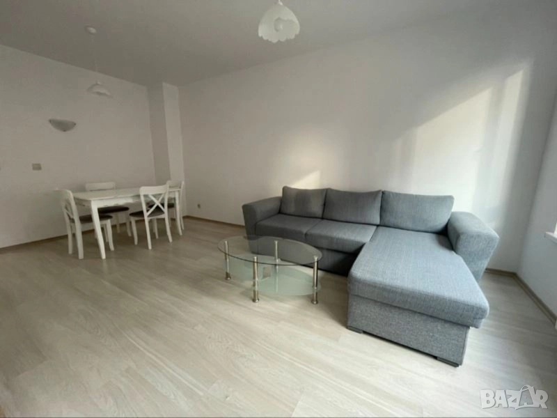 Двустаен апартамент – кв. Изгрев, снимка 1