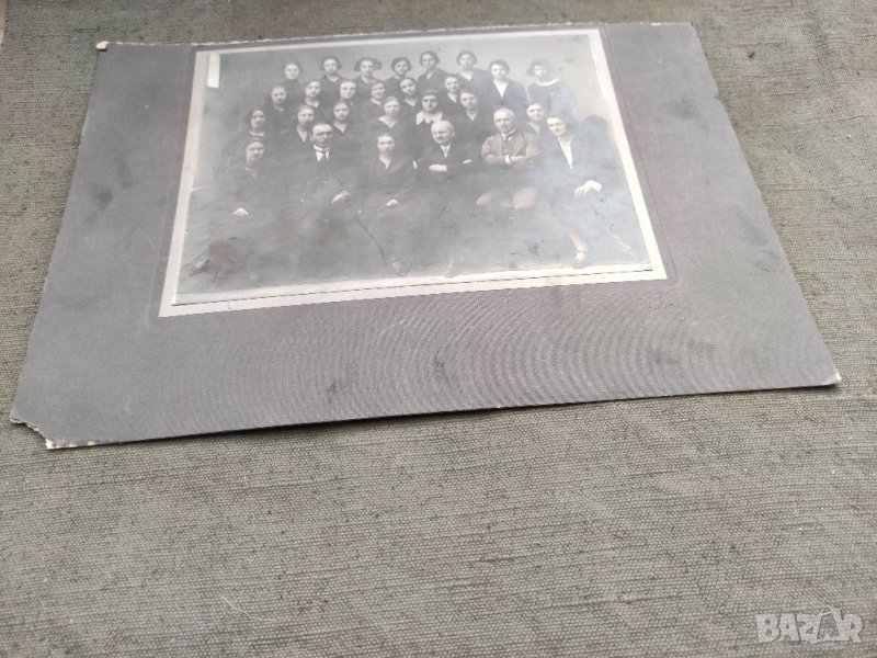 Продавам стара снимка Момичета , ученички - фото Дацов, снимка 1