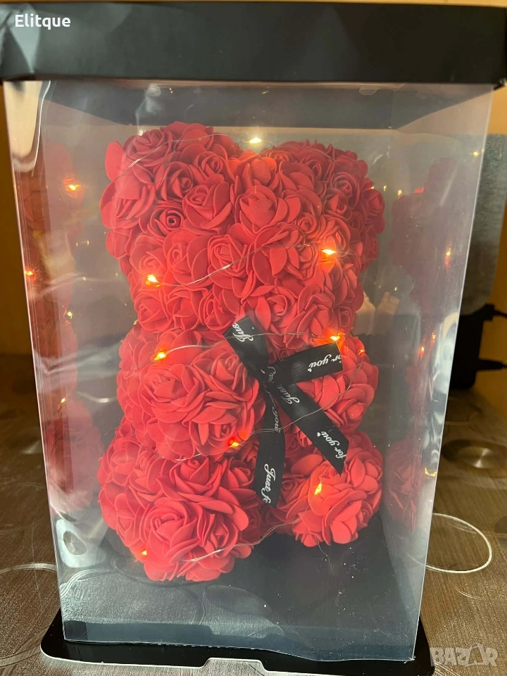 Червено мече от рози. Перфектният подарък за свети Валентин. Височина: 25см, снимка 1