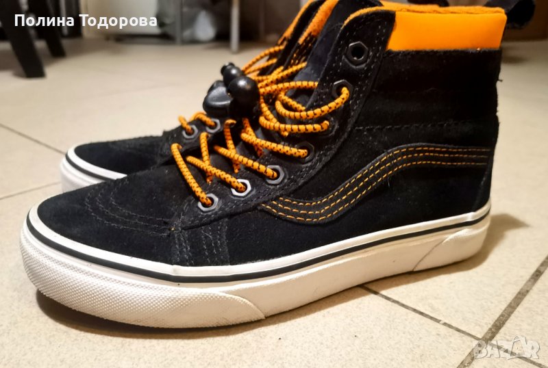 Високи кецове VANS в черно и оранжево, номер 35, снимка 1