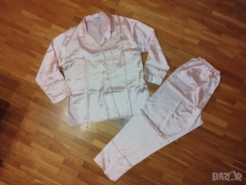 Сатенена пижама, снимка 1