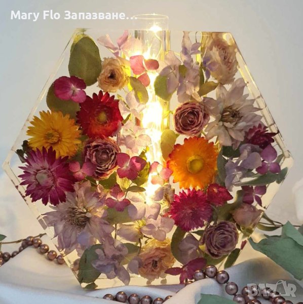 🌟 "Вълшебна Ваза Хексагон с LED Светлина" 🌼, снимка 1