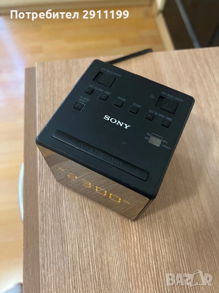 Радио будилник Sony, снимка 1