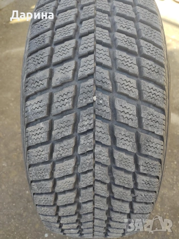 Автомобилни гуми, снимка 5 - Гуми и джанти - 54096490