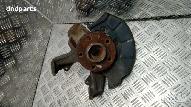 Преден ляв шенкел VW Golf 4 1.6i SR 2000г.