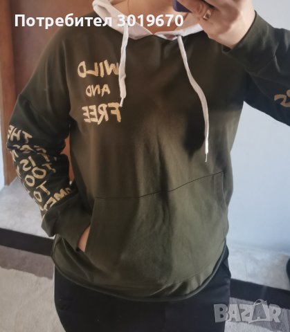 Пуловер с качулка