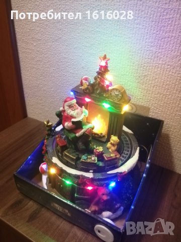 Дядо Коледа пред камината -  музикална и LED сцена на MAGIC VILLAGЕ, снимка 2 - Декорация за дома - 42784883
