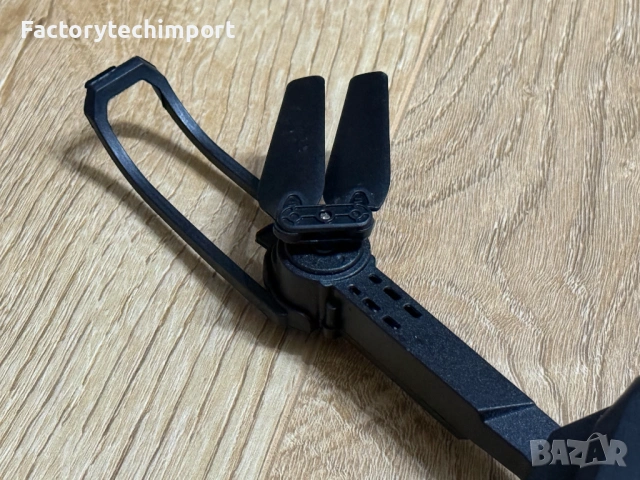 Дрон E88 PRO с две HD камери и 15 мин. полет + чанта, снимка 8 - Дронове и аксесоари - 53262679