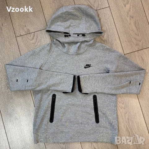 Дамско горнище Nike Tech Fleece | M размер, снимка 2 - Суичъри - 52890415