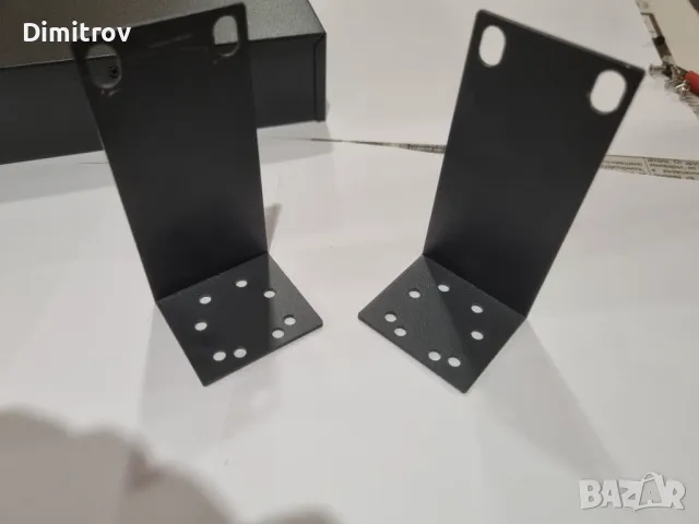 Сиуч / Switch / Комутатор - TP Link TL-SF1016D, снимка 4 - Суичове - 49589845