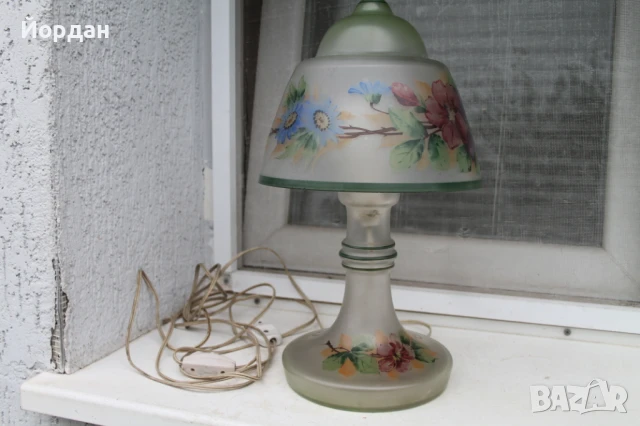 Стара настолна лампа