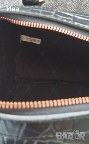 Дамска черна чанта Pieces , снимка 2 - Чанти - 42742503