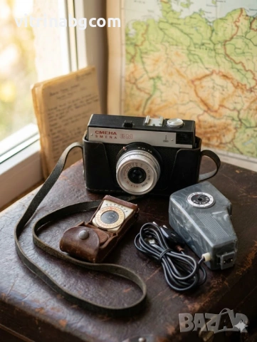 фотоапарат Смяна 8М + Светломер + Светкавица + Калъфи